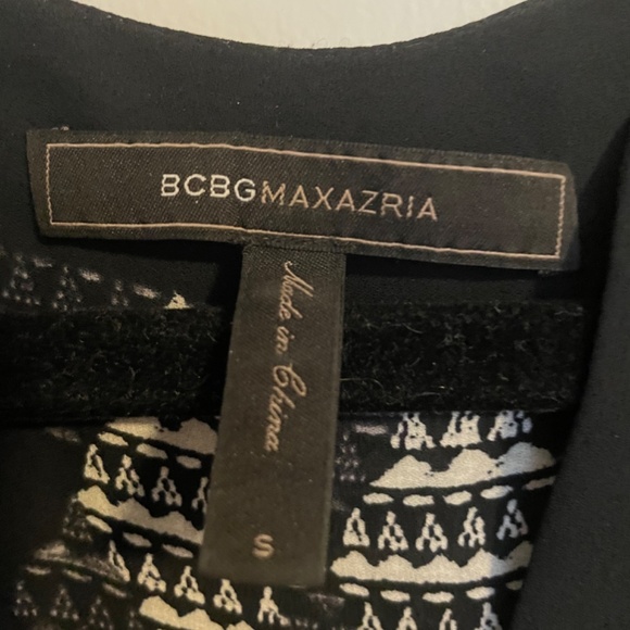 BCBG MAX AZRIA Printed Dress - Picture 3 of 9